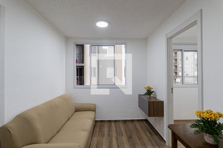 Sala e Cozinha de apartamento para alugar com 2 quartos, 35m² em Jardim America da Penha, São Paulo