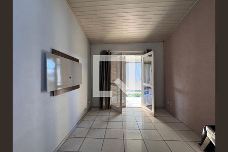 Casa para alugar com 2 quartos, 80m² em Scharlau, São Leopoldo