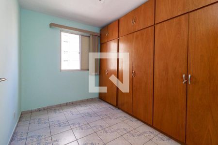 Quarto 1 de apartamento para alugar com 2 quartos, 54m² em Jardim Germania, São Paulo