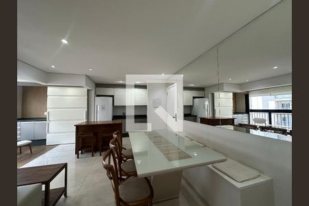 Sala de apartamento para alugar com 1 quarto, 64m² em Alphaville Empresarial, Barueri