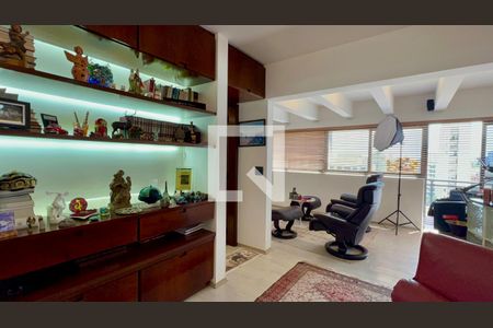 Sala de apartamento para alugar com 1 quarto, 156m² em Jardins, São Paulo