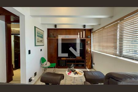 Sala de TV de apartamento para alugar com 1 quarto, 156m² em Jardins, São Paulo