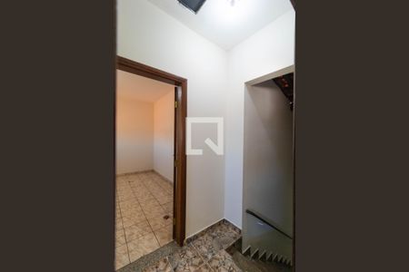 Corredor de casa à venda com 3 quartos, 107m² em Jardim Eulina, Campinas