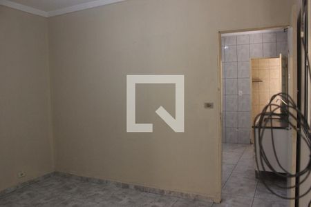 Quarto de casa para alugar com 2 quartos, 110m² em Vila Paraiso, Guarulhos