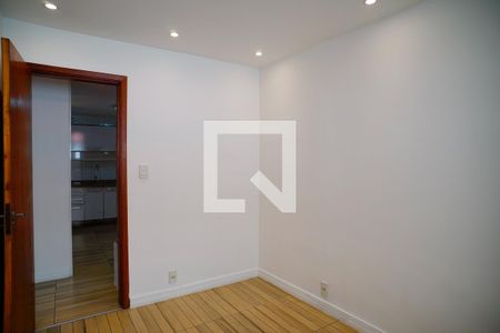 Quarto 2 de apartamento para alugar com 2 quartos, 59m² em Santa Rosa, Niterói