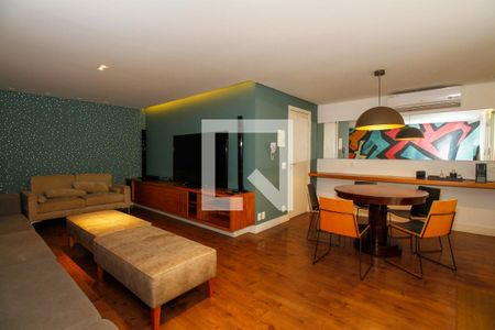 Área Comum - Home Theater de apartamento à venda com 4 quartos, 220m² em Alto de Pinheiros, São Paulo