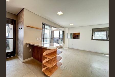 Sala/Cozinha de apartamento para alugar com 1 quarto, 73m² em Indianópolis, São Paulo