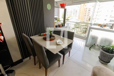 Detalhe Sala - jantar de apartamento para alugar com 2 quartos, 74m² em Jardim Ampliacao, São Paulo