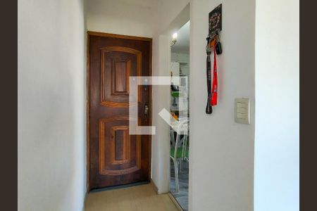 Entrada de apartamento à venda com 2 quartos, 74m² em Vila Isabel, Rio de Janeiro