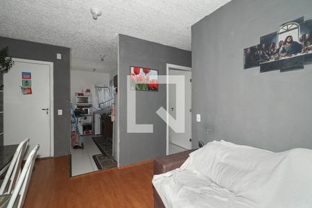 Sala de apartamento à venda com 2 quartos, 42m² em Rubem Berta, Porto Alegre