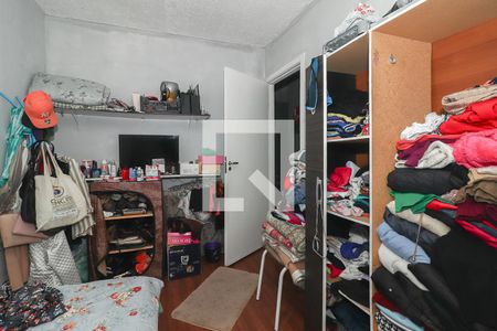 Quarto de apartamento à venda com 2 quartos, 42m² em Rubem Berta, Porto Alegre