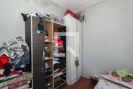 Quarto de apartamento à venda com 2 quartos, 42m² em Rubem Berta, Porto Alegre