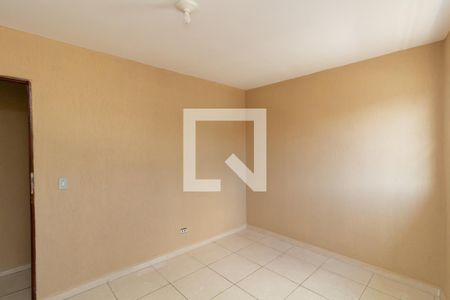 Quarto 1 de casa para alugar com 2 quartos, 68m² em Vila Rosaria, São Paulo