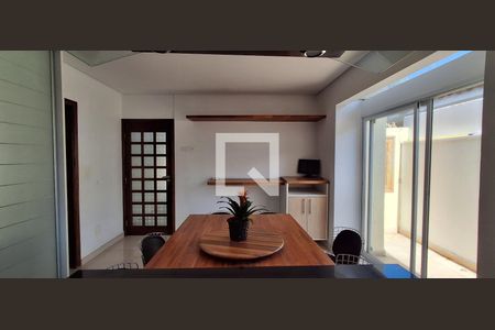 Casa à venda com 3 quartos, 254m² em Jardim Sao Caetano, São Caetano do Sul