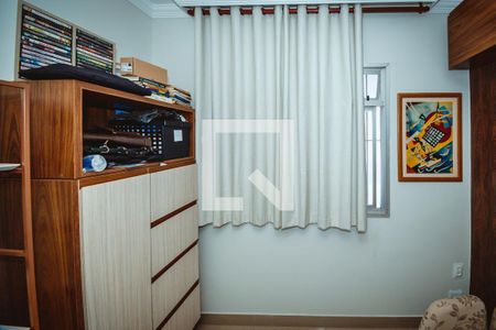 Quarto de apartamento à venda com 3 quartos, 180m² em Santa Amelia, Belo Horizonte