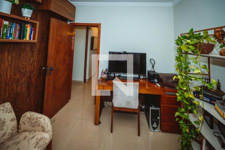 Quarto de apartamento à venda com 3 quartos, 180m² em Santa Amelia, Belo Horizonte