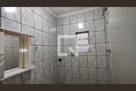 Banheiro de casa para alugar com 1 quarto, 52m² em Vila Nova Curuca, São Paulo