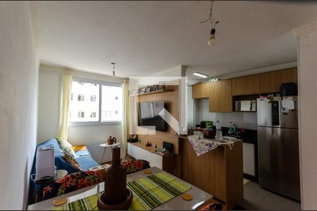 Sala de apartamento para alugar com 2 quartos, 43m² em Jardim Iris, São Paulo