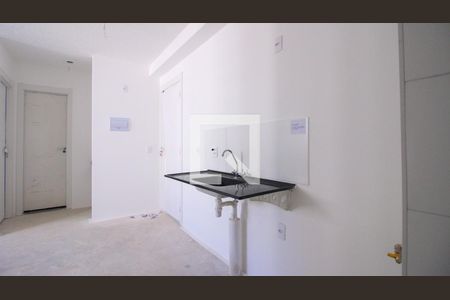 Sala/Cozinha de apartamento para alugar com 2 quartos, 35m² em Cidade São Mateus, São Paulo
