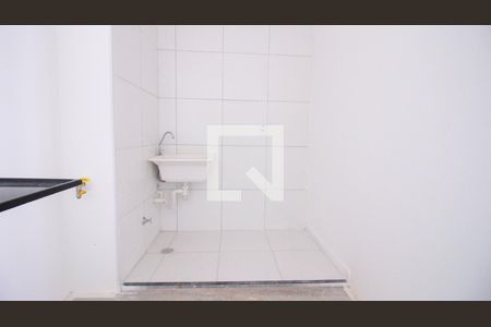 Sala/Cozinha de apartamento para alugar com 2 quartos, 35m² em Cidade São Mateus, São Paulo