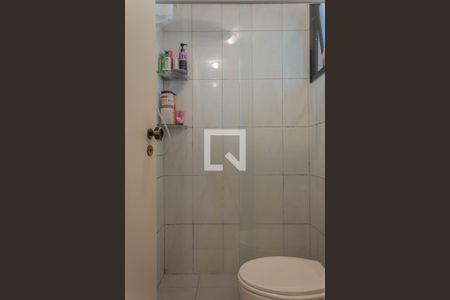 Banheiro de apartamento à venda com 2 quartos, 69m² em Vila Euclides, São Bernardo do Campo