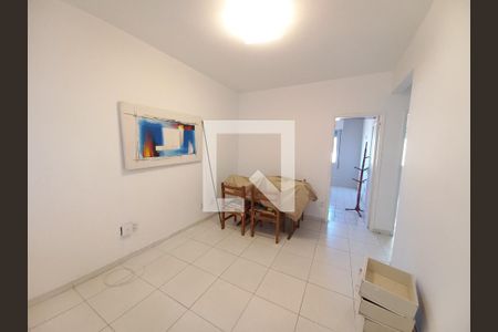 Sala de apartamento para alugar com 2 quartos, 50m² em Itararé, São Vicente