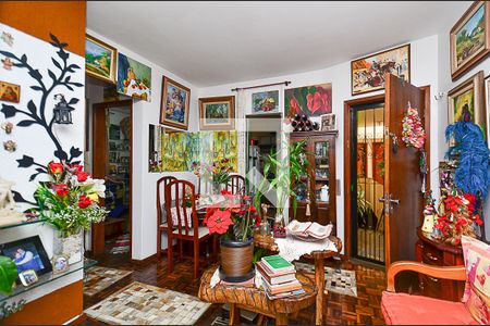 Sala de apartamento à venda com 2 quartos, 45m² em Sagrada Família, Belo Horizonte