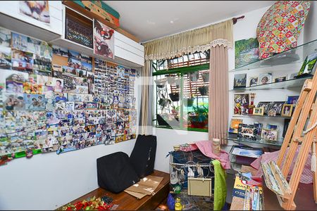 Quarto 2 de apartamento à venda com 2 quartos, 45m² em Sagrada Família, Belo Horizonte