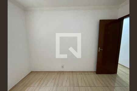 Quarto 2 de casa para alugar com 3 quartos, 150m² em Rio Pequeno, São Paulo