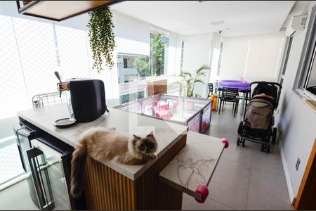 Sala de apartamento à venda com 3 quartos, 142m² em Tijuca, Rio de Janeiro