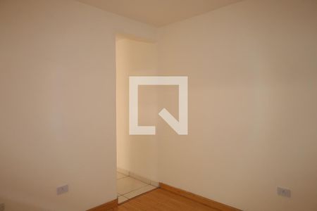 Sala de casa para alugar com 2 quartos, 60m² em Vila Carmosina, São Paulo