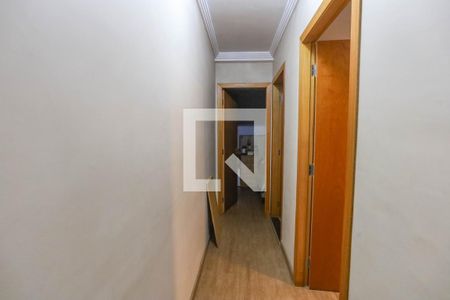 Corredor  de apartamento à venda com 2 quartos, 54m² em Vila Nogueira, Diadema