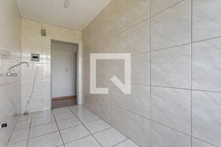 Cozinha e Área de Serviço de apartamento para alugar com 2 quartos, 80m² em Humaitá, Porto Alegre
