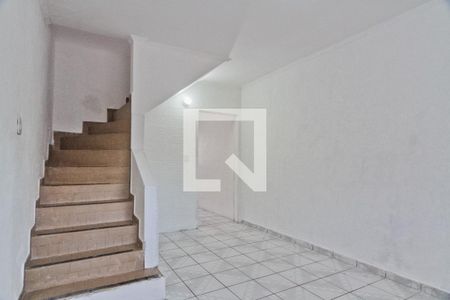 Sala de casa para alugar com 2 quartos, 300m² em Parque Sao Domingos, São Paulo