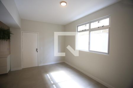 Apartamento à venda com 3 quartos, 115m² em Coração de Jesus, Belo Horizonte