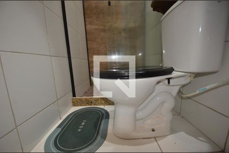 Banheiro de apartamento para alugar com 1 quarto, 20m² em Bento Ribeiro, Rio de Janeiro