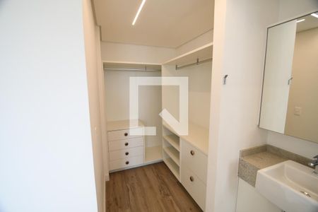 Quarto / Sala - Armários de apartamento para alugar com 1 quarto, 57m² em Centro, Campinas
