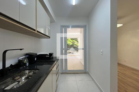 Cozinha de apartamento para alugar com 2 quartos, 67m² em Vila Primavera, São Paulo