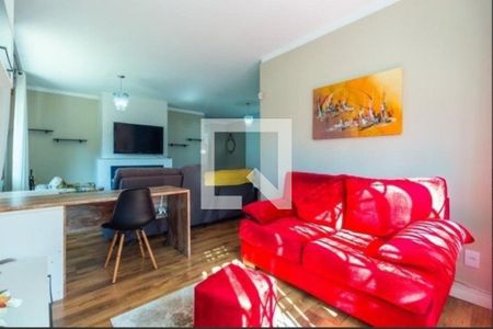 Sala de casa para alugar com 3 quartos, 380m² em Guarujá, Porto Alegre