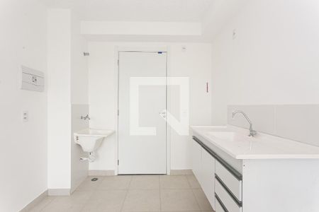 Cozinha de apartamento para alugar com 1 quarto, 30m² em Penha de França, São Paulo