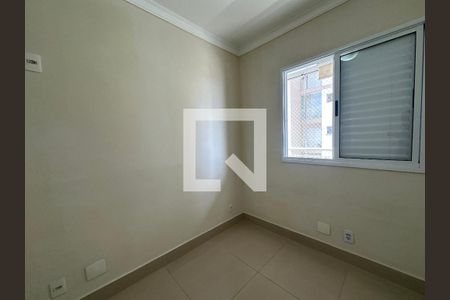 Quarto 1 de apartamento à venda com 3 quartos, 80m² em Jardim Tupanci, Barueri