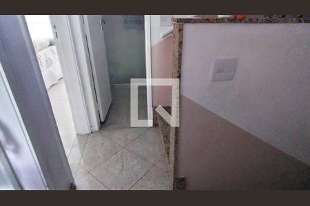 Escada de casa de condomínio para alugar com 4 quartos, 178m² em Vila Isabel, Rio de Janeiro