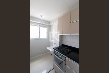 Sala/Cozinha/Área de Serviço  de apartamento para alugar com 3 quartos, 42m² em Itaquera, São Paulo