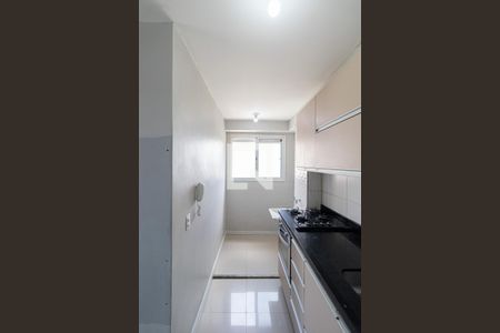 Sala/Cozinha/Área de Serviço  de apartamento para alugar com 3 quartos, 42m² em Itaquera, São Paulo