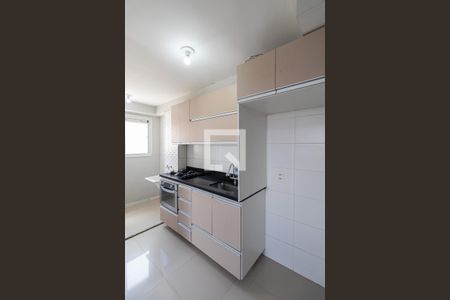 Sala/Cozinha/Área de Serviço  de apartamento para alugar com 3 quartos, 42m² em Itaquera, São Paulo