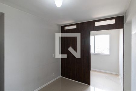 Sala/Cozinha/Área de Serviço  de apartamento para alugar com 3 quartos, 42m² em Itaquera, São Paulo