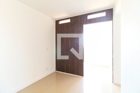 Sala de apartamento para alugar com 3 quartos, 42m² em Itaquera, São Paulo