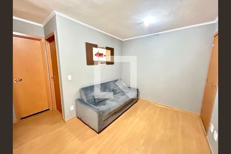 Sala de apartamento para alugar com 2 quartos, 38m² em Jardim Rosa de Franca, Guarulhos