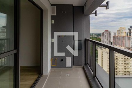 Varanda de kitnet/studio à venda com 1 quarto, 26m² em Santo Amaro, São Paulo
