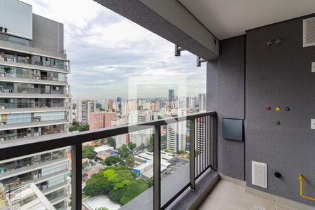 Varanda de kitnet/studio à venda com 1 quarto, 27m² em Santo Amaro, São Paulo